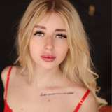 the.hottest.blondie