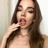 victoria_skinny