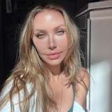 xnicoleanistonx
